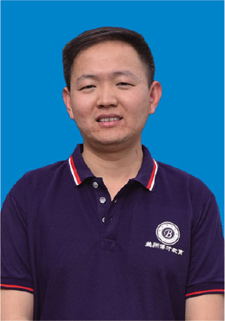 周江江